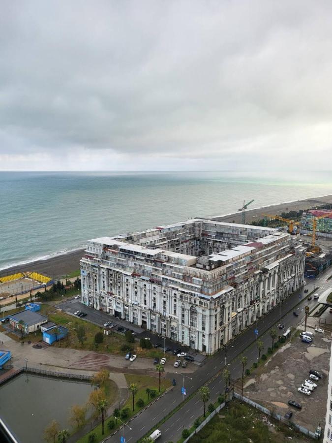 Apartment 16,26,27 Floors In Alliance Palace Batumi Eksteriør bilde