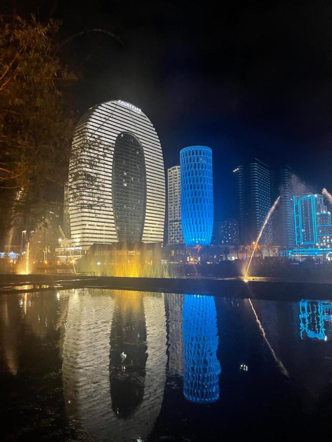 Apartment 16,26,27 Floors In Alliance Palace Batumi Eksteriør bilde