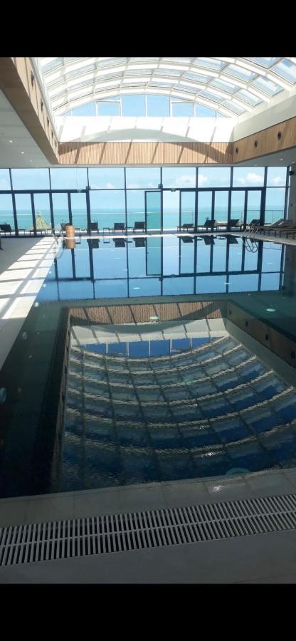 Apartment 16,26,27 Floors In Alliance Palace Batumi Eksteriør bilde