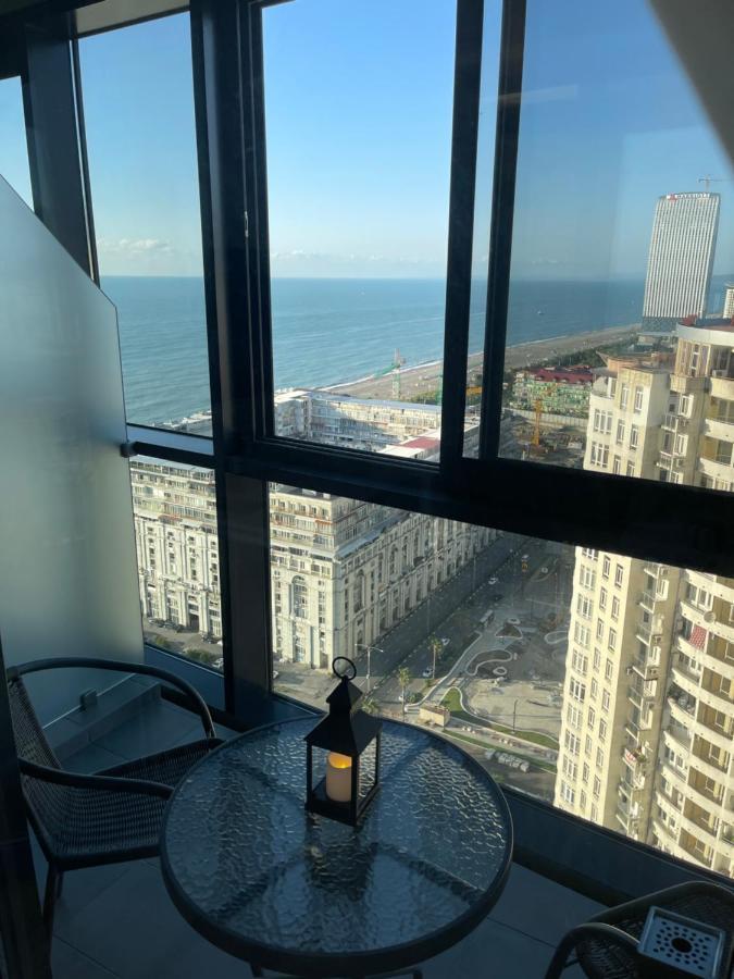 Apartment 16,26,27 Floors In Alliance Palace Batumi Eksteriør bilde